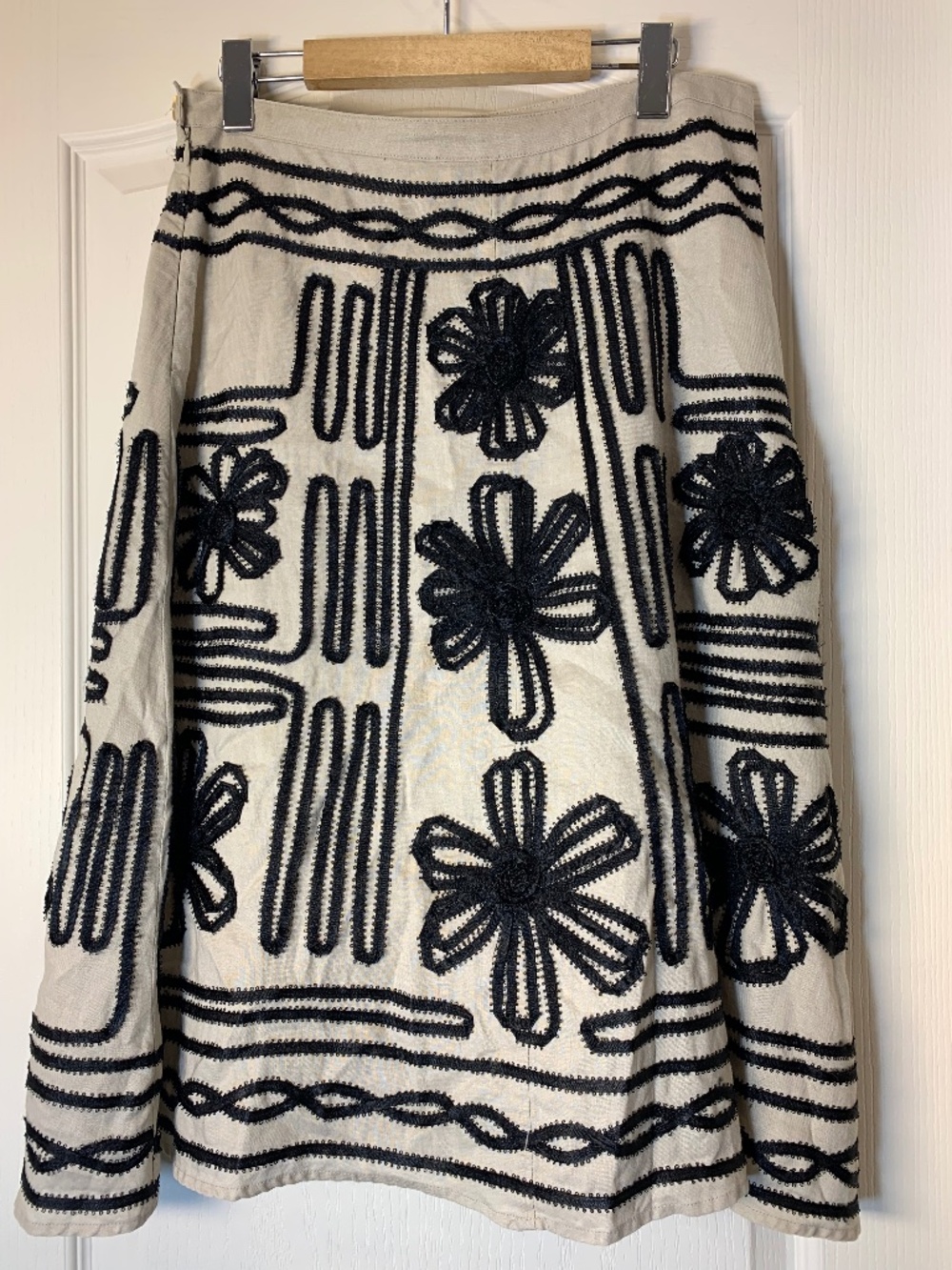 Women’s Embroidered A-Line Skirt in Cream and Black - Picture 5 of 9